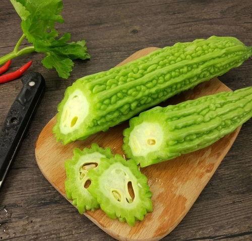 绿宝瓜怎么吃不苦味呢视频,轻松享受美味瓜果